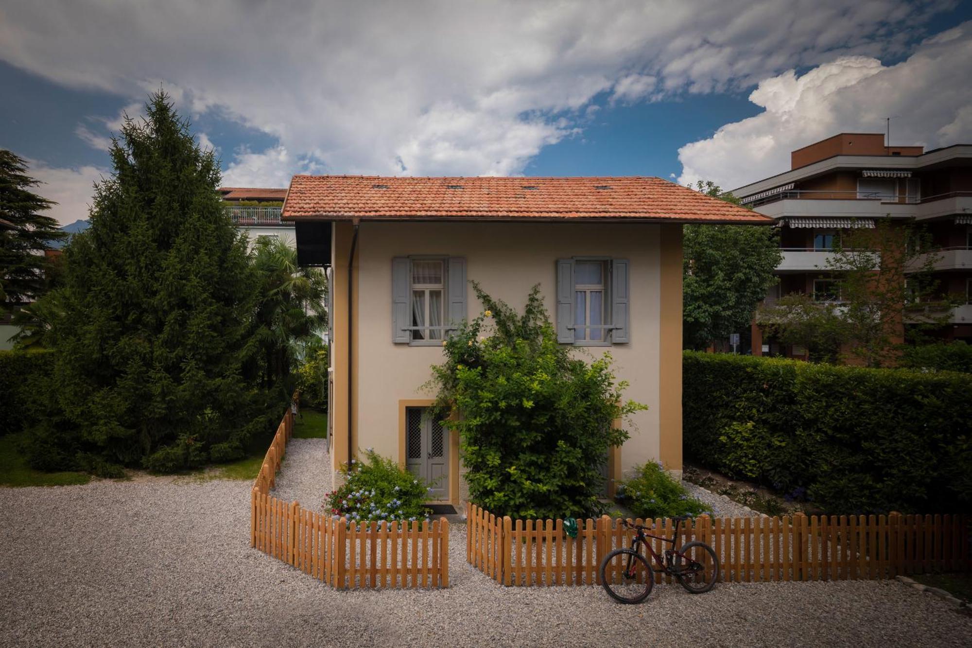 Villa Brunelli Riva del Garda Kamer foto